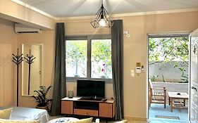 Dolce Vita Luxury Apartment Markopoulo